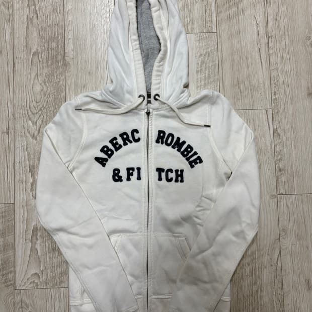 아베크롬비 딱붙핏 후드집업 화이트 s