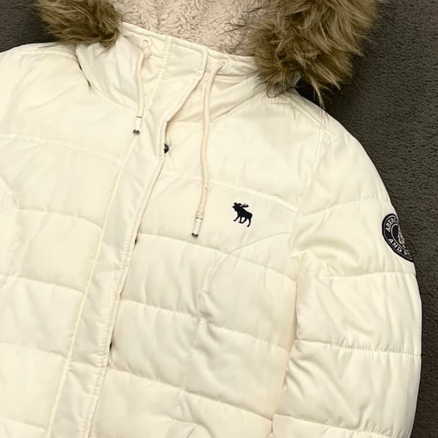 아베크롬비 울프조 패딩자켓