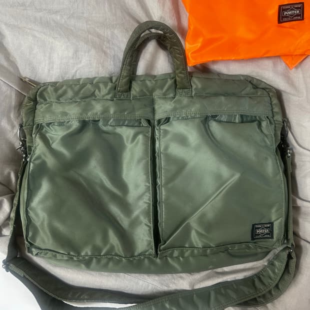포터 탱커2way 브리프케이스 올리브