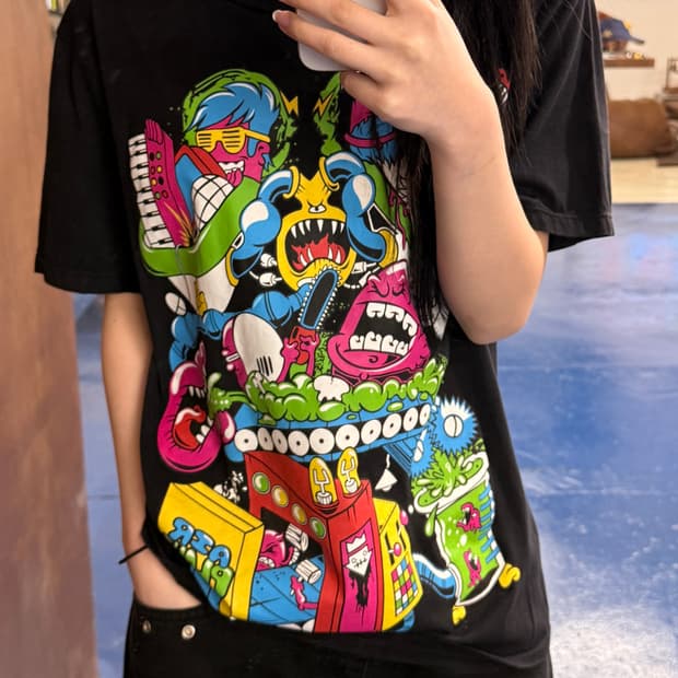 Thanabat 몬스터 반팔티