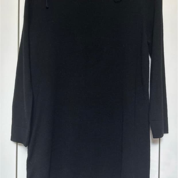 COS 코스 블랙 울100니트