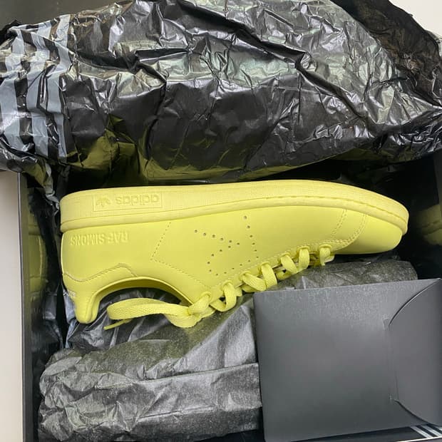 아디다스 x 라프시몬스 스탠스미스 옐로우 245