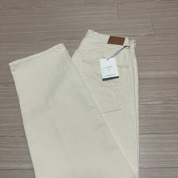 하츠키 스트레이트 와시 데님 에크루 1사이즈 새상품