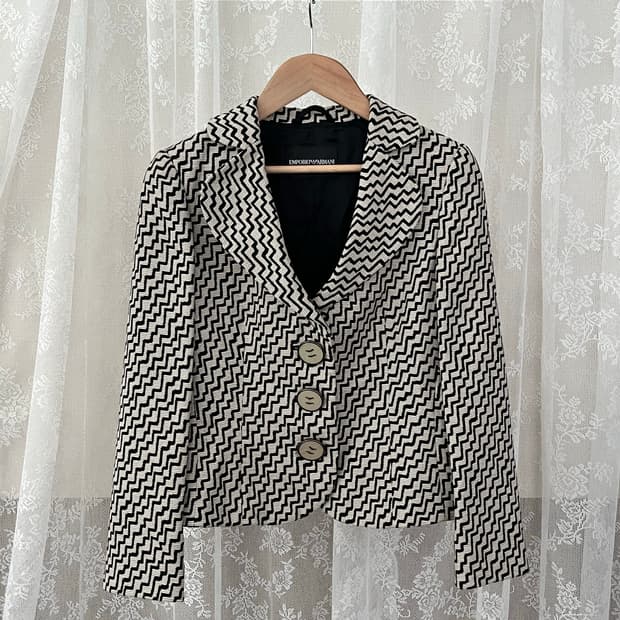 38) 엠포리오 아르마니 여성 자켓