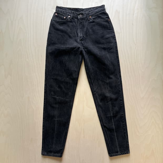 90’s Levi’s 512 Black Denim pants (~27)