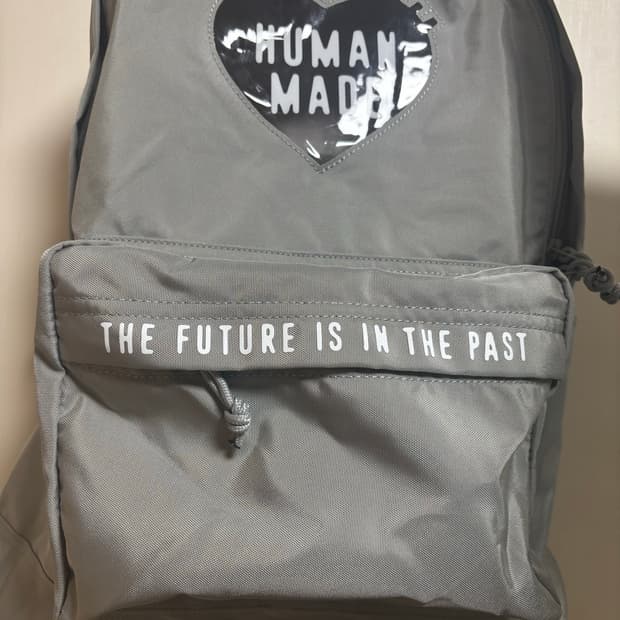 휴먼메이드 백팩 그레이