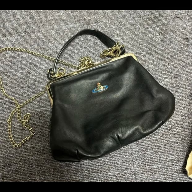 비비안웨스트우드 펄스백 복조리백