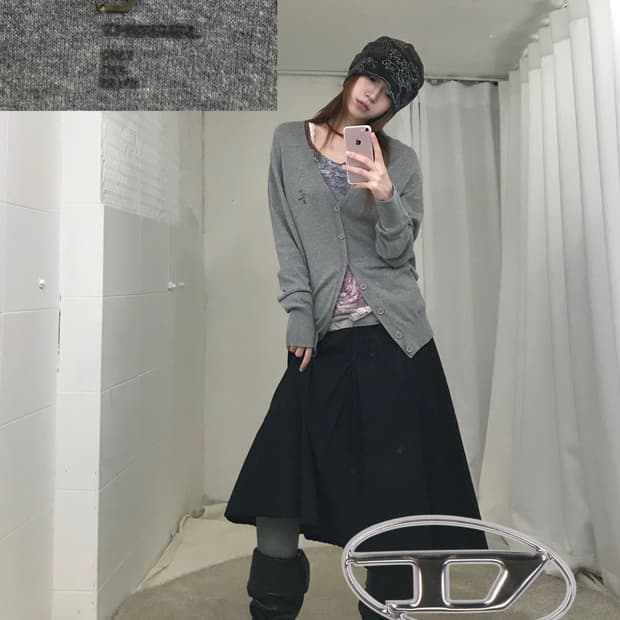 디젤 라이트 그레이 버튼 가디건