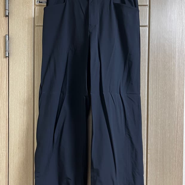 논노드 플렉시블 팬츠 2사이즈