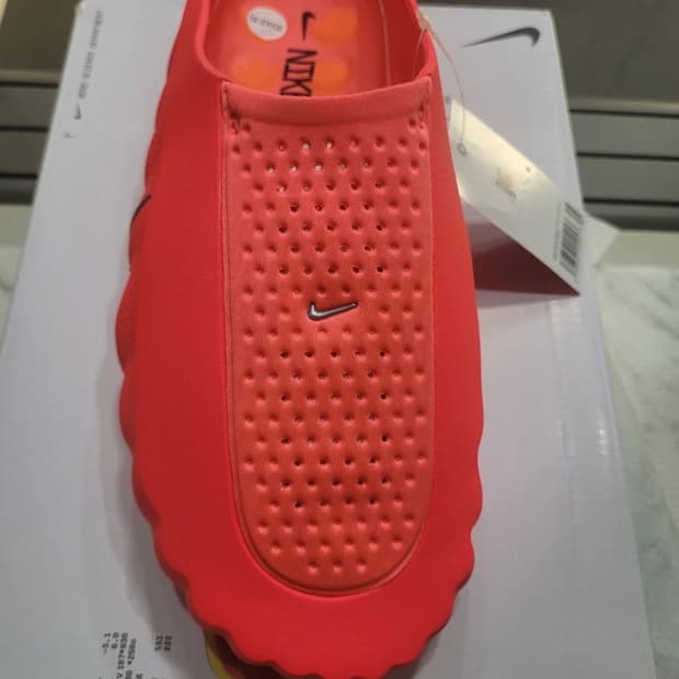 나이키 마인드 001 레드(새상품)
