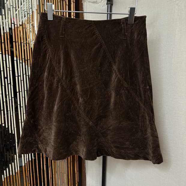 cube sugar velvet skirt