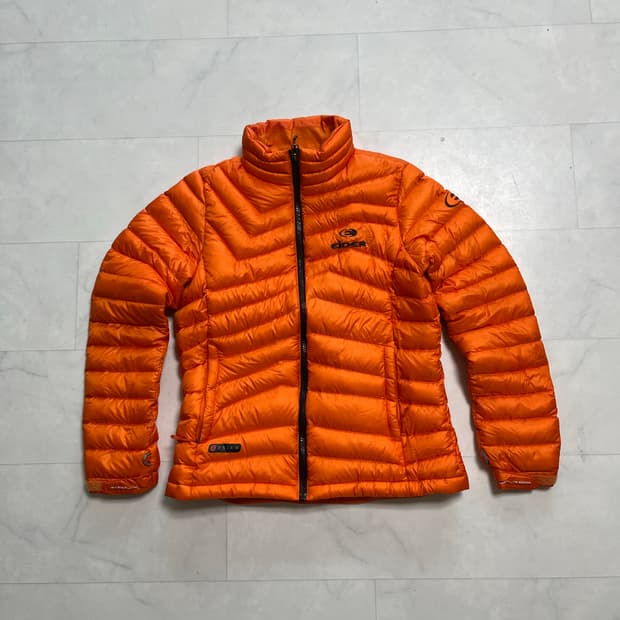 아이더 경량패딩