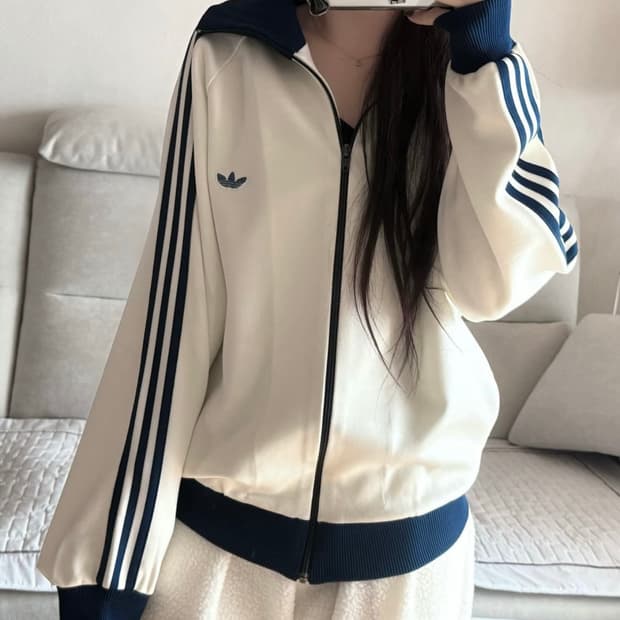 아디다스 크림블루 져지(상태S급)