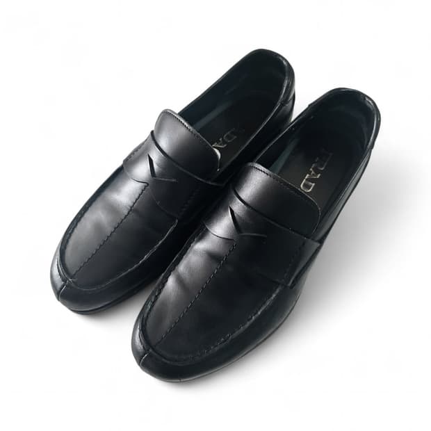 프라다 블랙 레더 로퍼