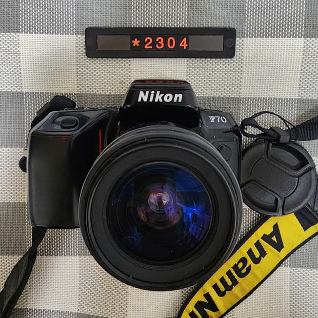 니콘 F 70 필름카메라 28-80 줌렌즈