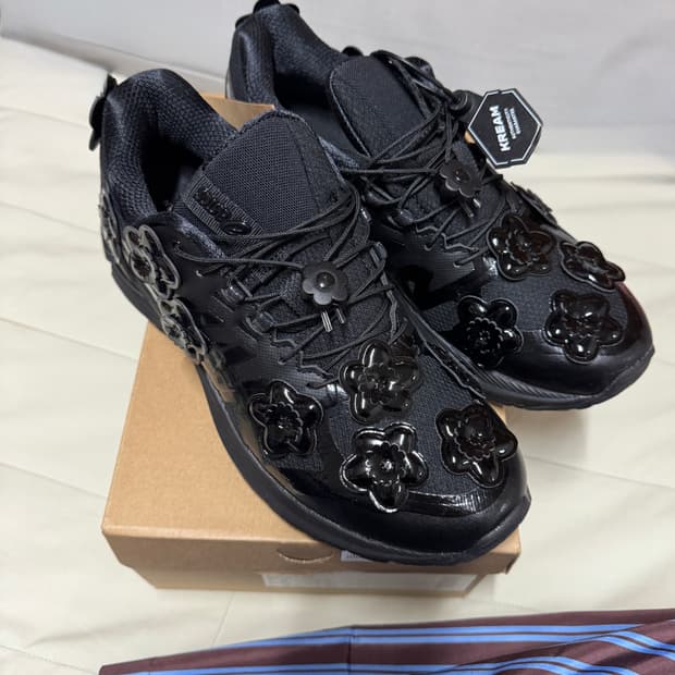 아식스 세실리아 반센 젤터레인 블랙 260