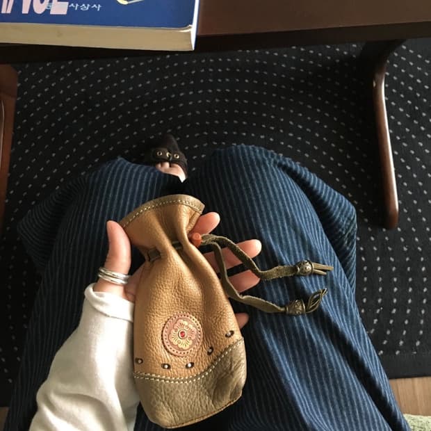  [hand made] leather pouch bag