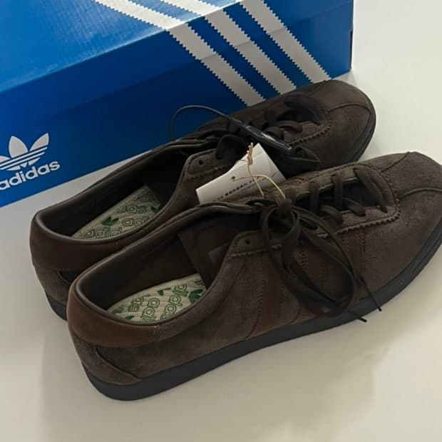 아디다스 토바코 그루엔 다크 브라운