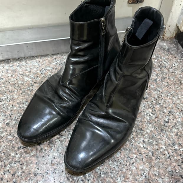 프라다 앵클부츠