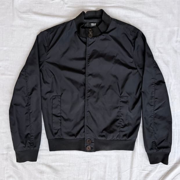 raf by raf simons 봄버