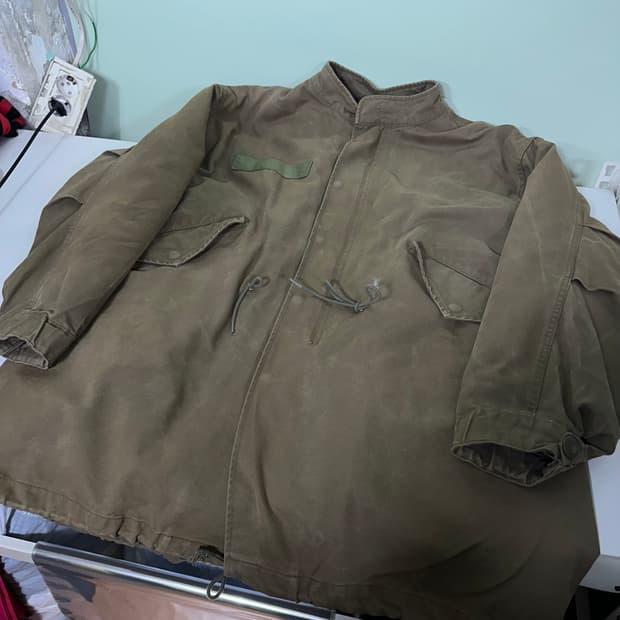 OS 라퍼지스토어 오버핏 내피탈부착 썬페이드워시드 피쉬테일 야상