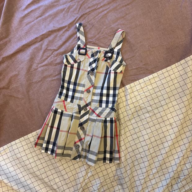 버버리 키즈 멜빵 체크 원피스 (8y)  