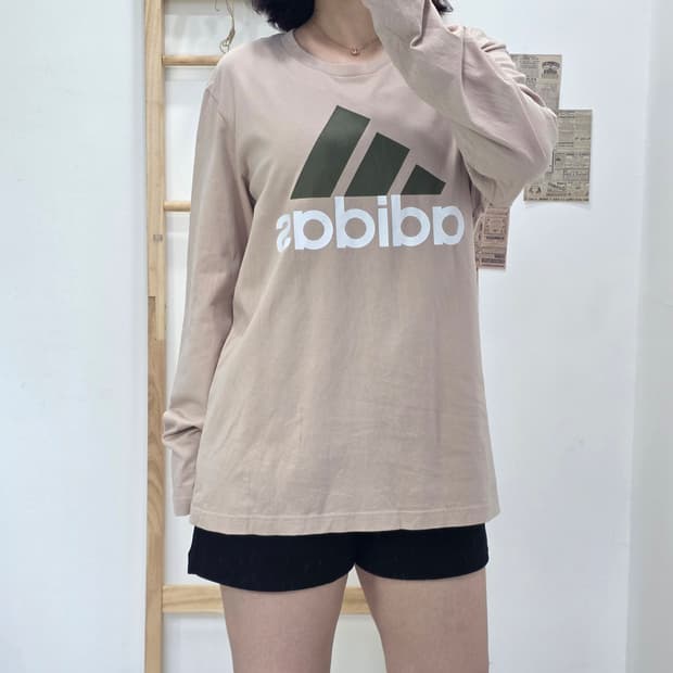 [프립]L/아디다스 긴팔 티셔츠 베이지