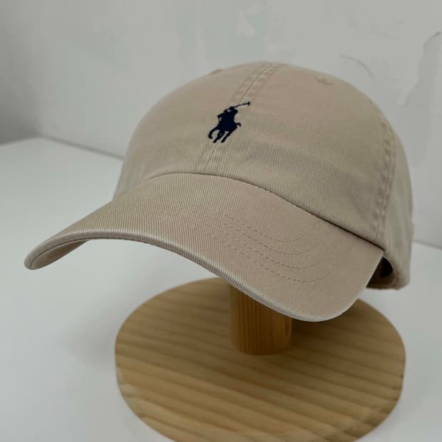 폴로 랄프로렌 아이코닉 베이지 치노 볼캡 모자