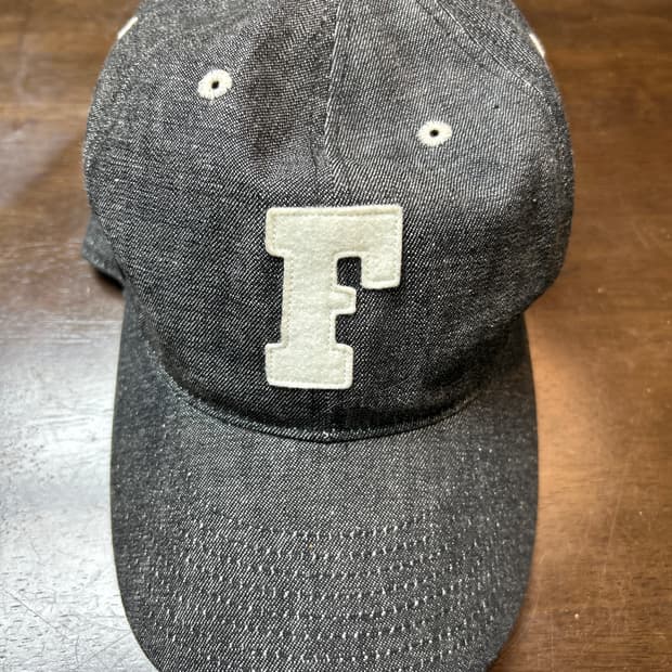 풀카운트 6패널 데님 베이스볼 캡 F 패치 블랙