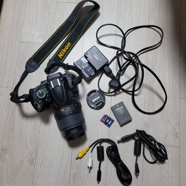 니콘 D5000