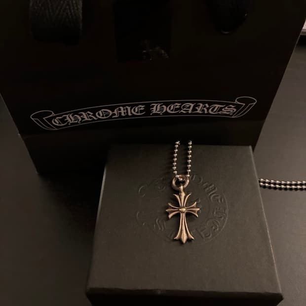 크롬하츠 타이니 크로스