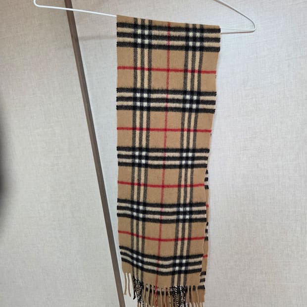 버버리 클래식 노바체크 머플러