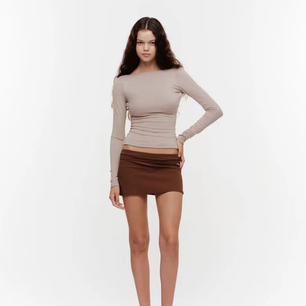 DEEP SCOOP BACK CONTOUR T 2000아카이브스