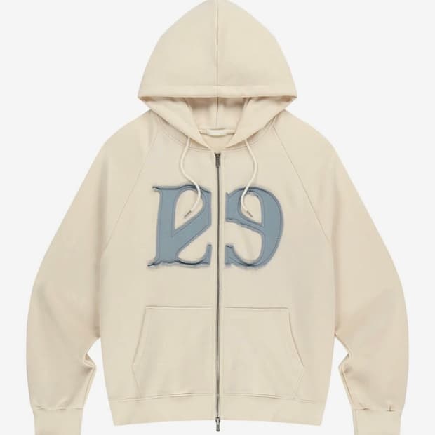 일리고 로고 패치 후드집업 크림 위시 손민수