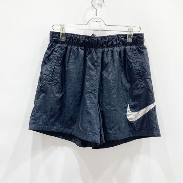 나이키 에센셜 하이라이즈 우븐쇼츠 30-31 진스센스