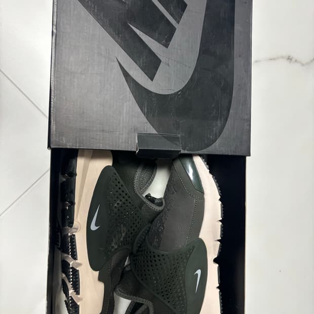 나이키 스톤 아일랜드 삭 다트 미드 270mm