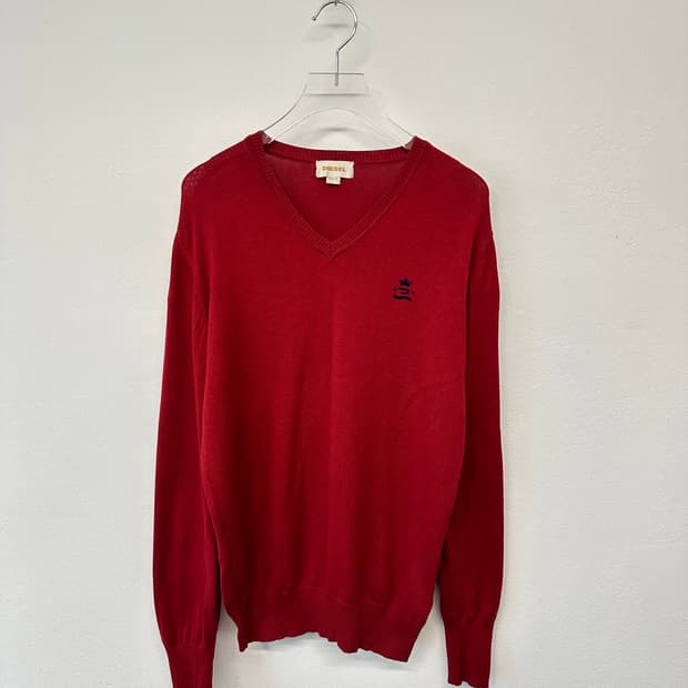 디젤 브이넥 롱슬리브 니트 