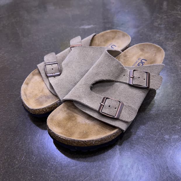 어그 D&K SHEEPSKIN 다크쉽 취리히 스웨이드 샌들 240