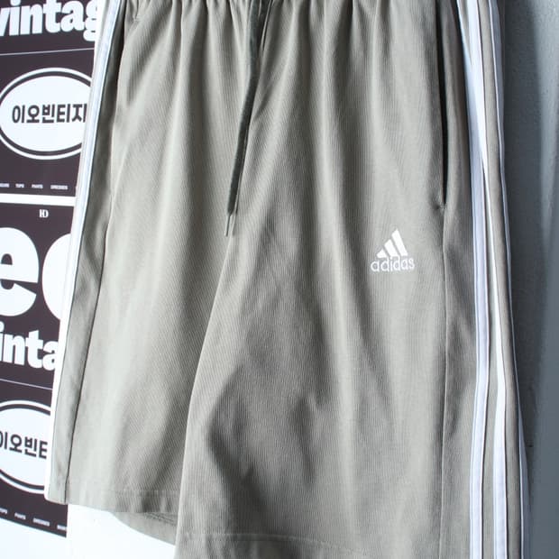 (XL) 아디다스 반바지 팬츠 카키 삼선 밴딩 올드스쿨-P10077