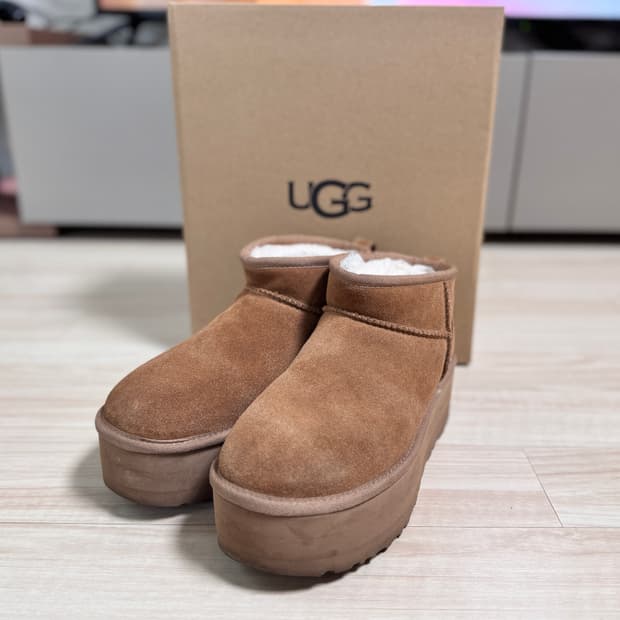 어그 클래식 울트라 미니 플랫폼 체스트넛 US7