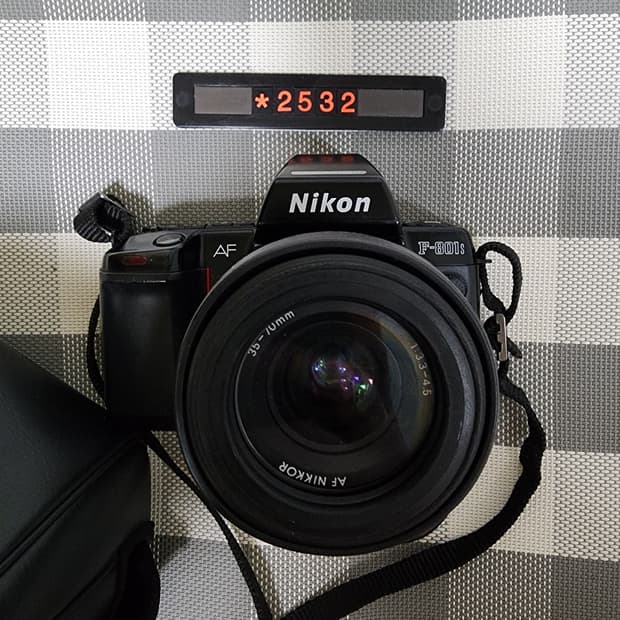 니콘 F-801s AF 필름카메라 35-70 줌렌즈 케이스포함