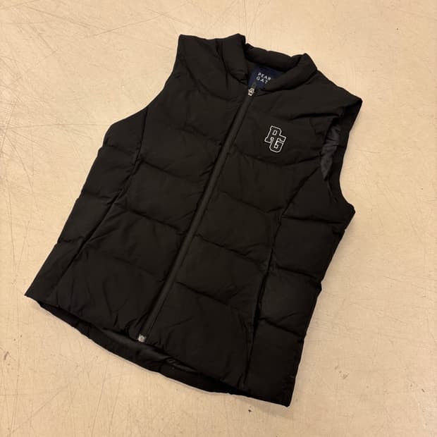 파리게이츠 스몰로고 푸퍼 패딩 조끼