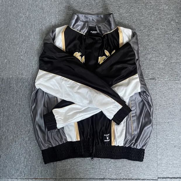 위캔더스 플레이보이 콜라보 복서 자켓