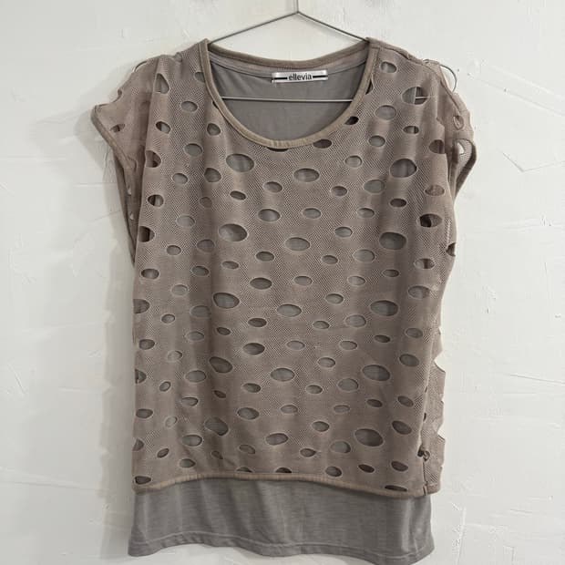 grunge net detail top