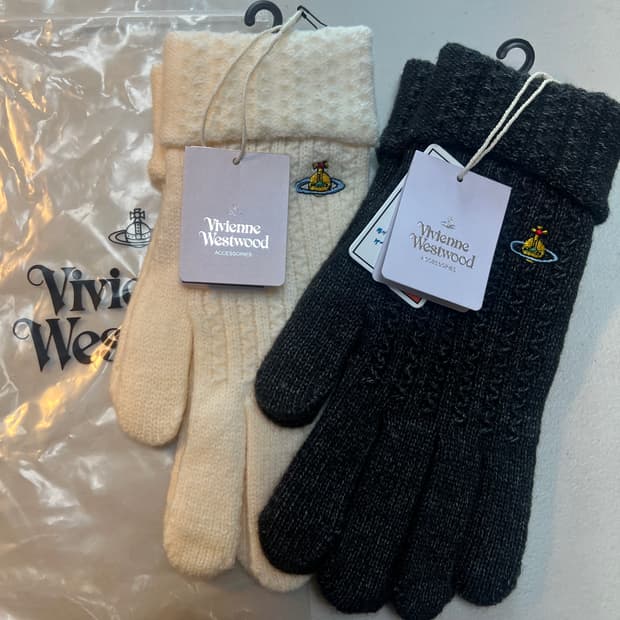 비비안웨스트우드 장갑 캐시미어 오픈핑거 글러브