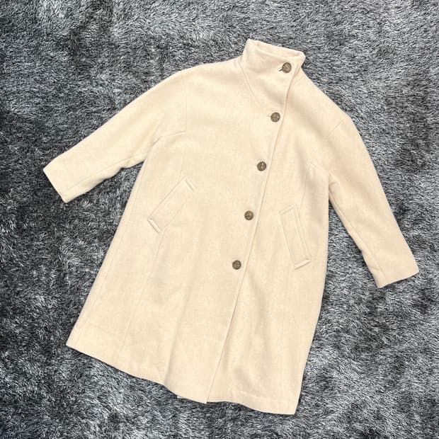 써스데이아일랜드 여성 울 하프넥 코트 90 (M