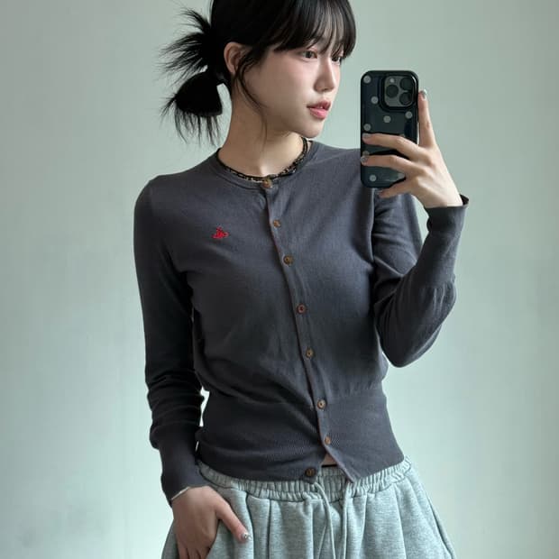 비비안웨스트우드 레드라벨 가디건