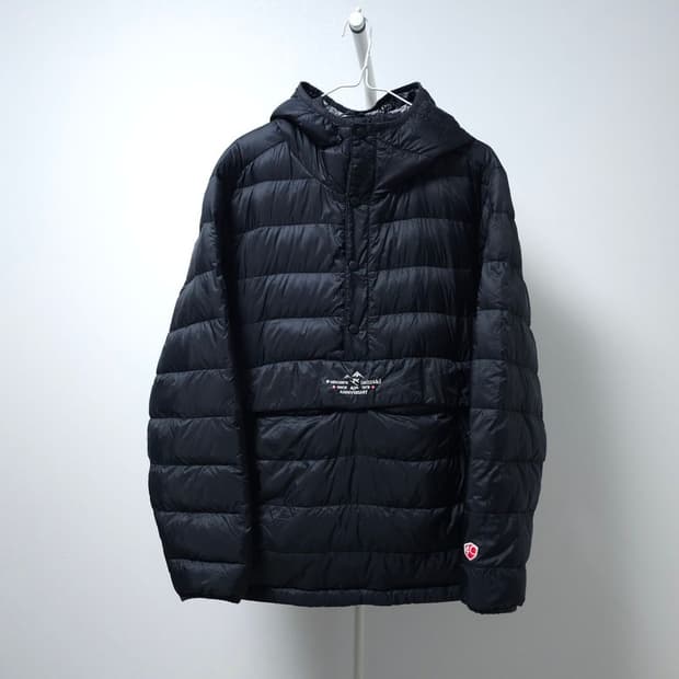 데상트 경량패딩 아노락 XL