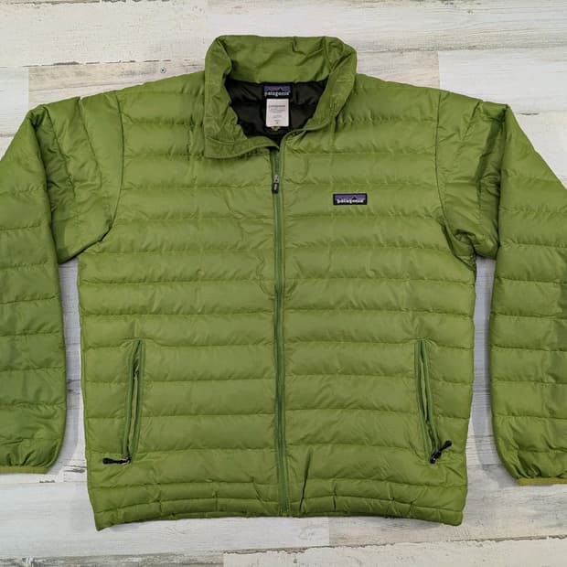 파타고니아 경량패딩 라임 그린