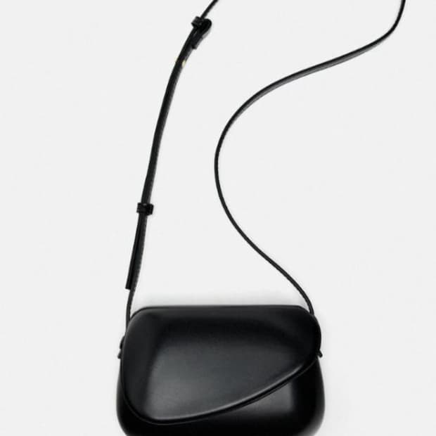 자라 미니멀 박스백 콩가방